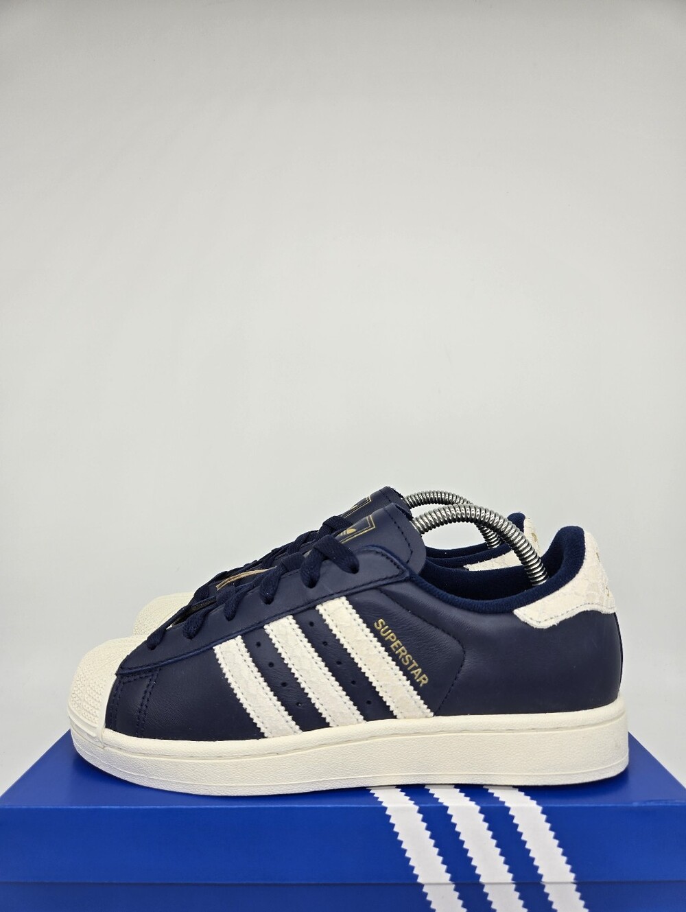 adidas Women's Superstar II KI3571 Night Indigo Off White Snakeskin Shoes Size 6